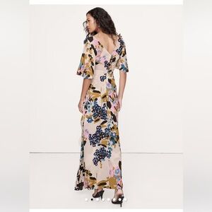 STRETCH-CREPE FLUTTER-SLEEVE MAXI DRESS